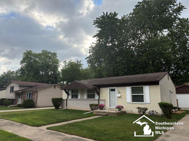 626 John Rolfe Drive Monroe, MI 48162 - Photo 2 of 2