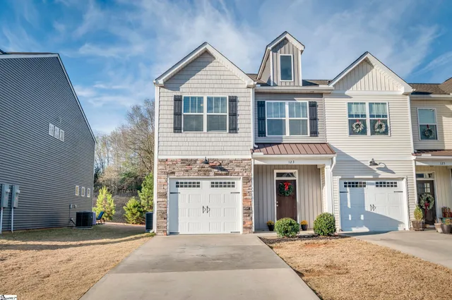 $270,000 | 123 Rushing Creek Lane, Piedmont, SC 29673