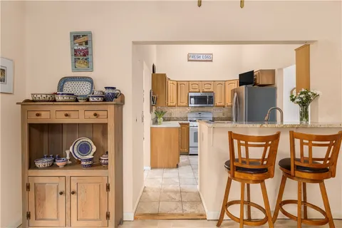 $795,000 | 39 Almy Knoll Terrace, Portsmouth, RI 02871