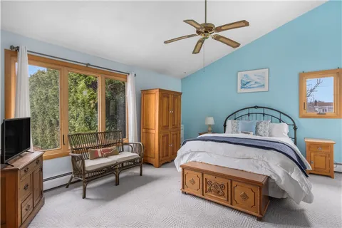 $795,000 | 39 Almy Knoll Terrace, Portsmouth, RI 02871