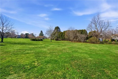 $795,000 | 39 Almy Knoll Terrace, Portsmouth, RI 02871