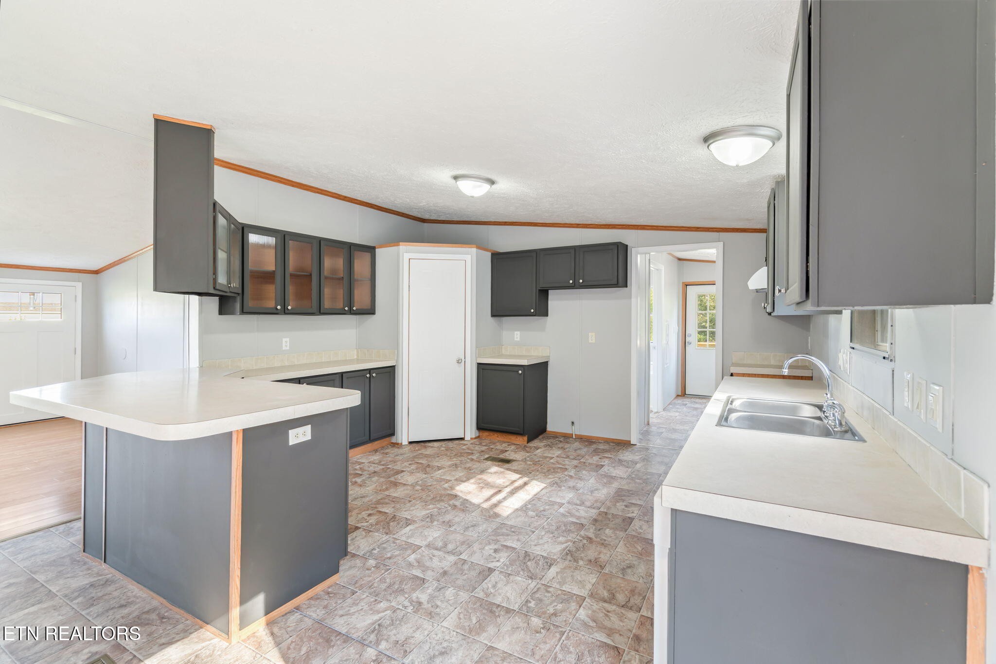 530 Farm Loop Road New Market, TN 37820 - Photo 17 of 43