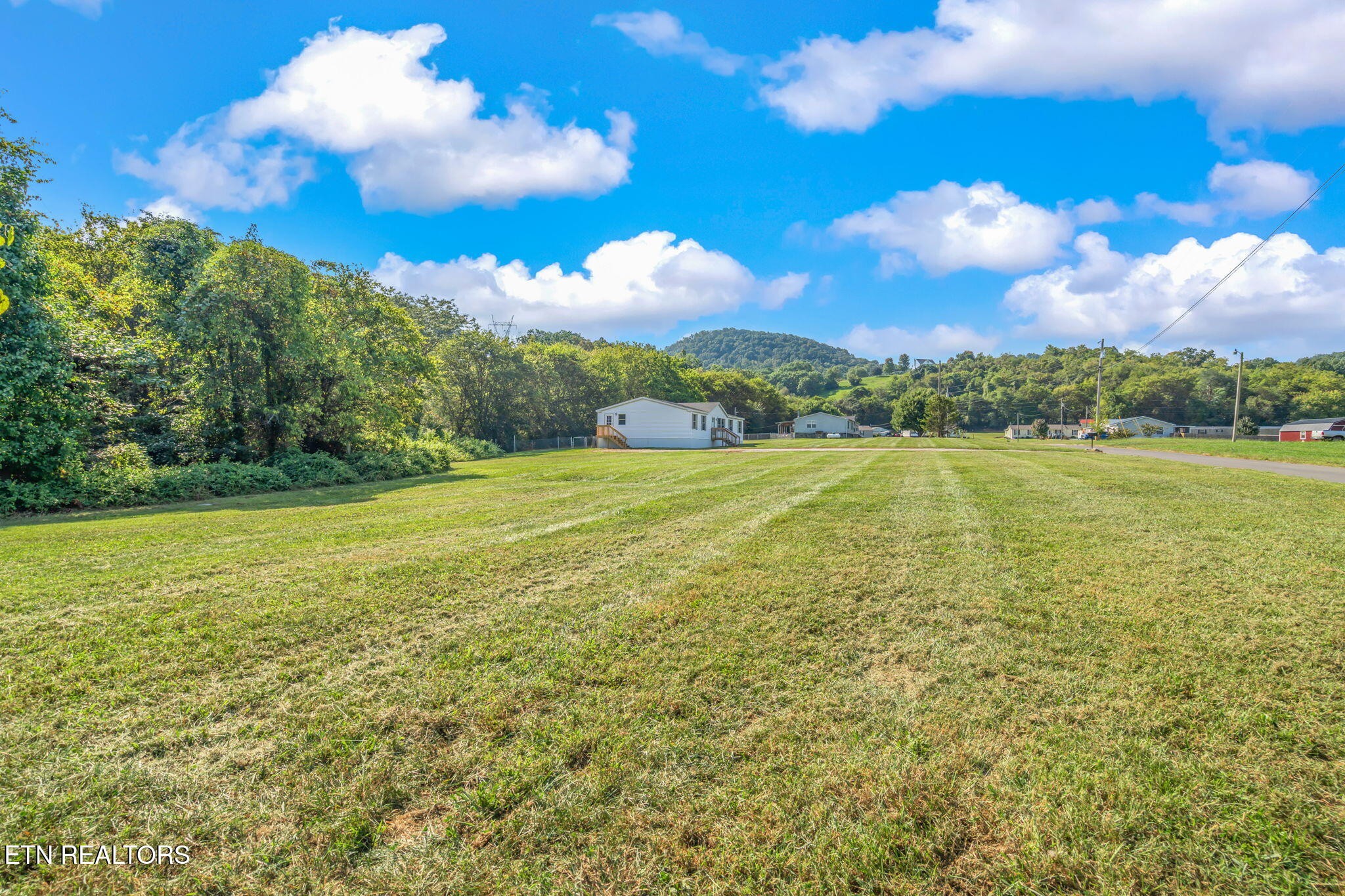 530 Farm Loop Road New Market, TN 37820 - Photo 39 of 43