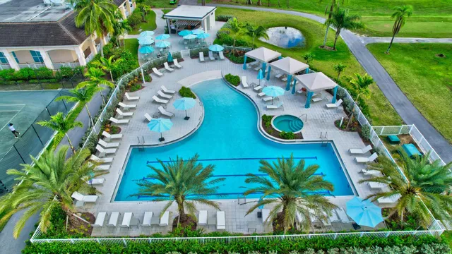 $427,000 | 5279 Fountains Drive South, Unit 304, Lake Worth, FL 33467