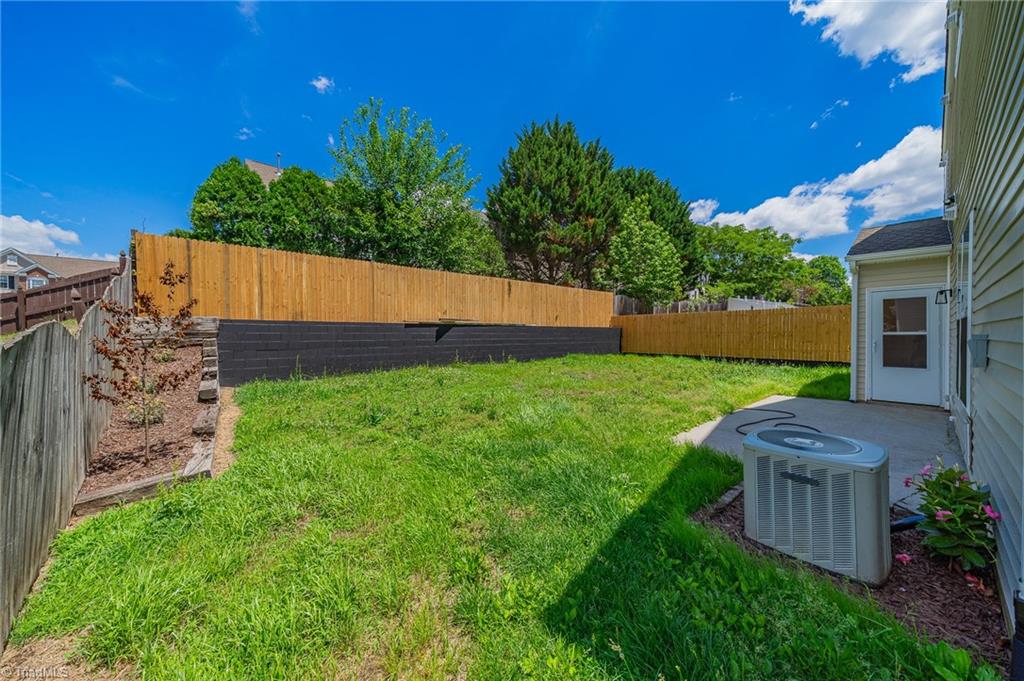 884 Jennifer Lane High Point, NC 27265 - Photo 27 of 29