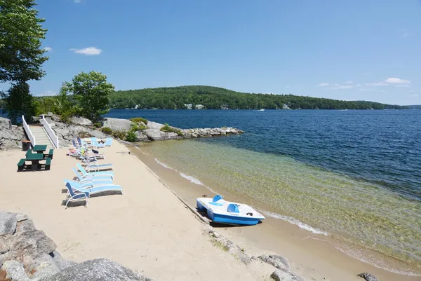 $1,900,000 | 5 South Watch Road, Meredith, NH 03253