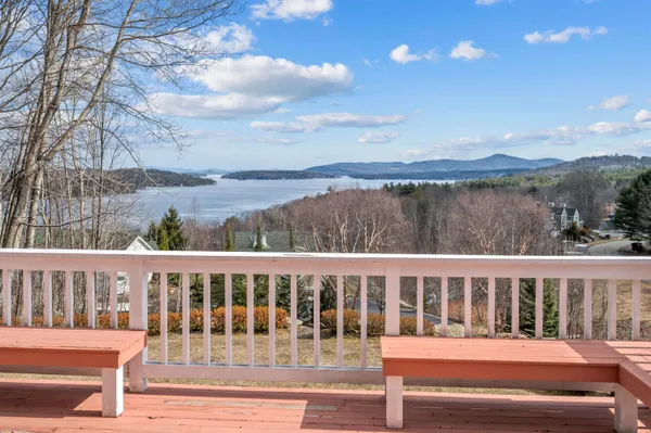 $1,900,000 | 5 South Watch Road, Meredith, NH 03253