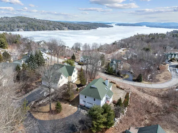 $1,900,000 | 5 South Watch Road, Meredith, NH 03253