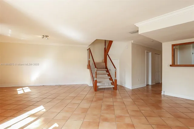 $3,000 | 8650 Southwest 67th Avenue, Unit 1021, Pinecrest, FL 33156