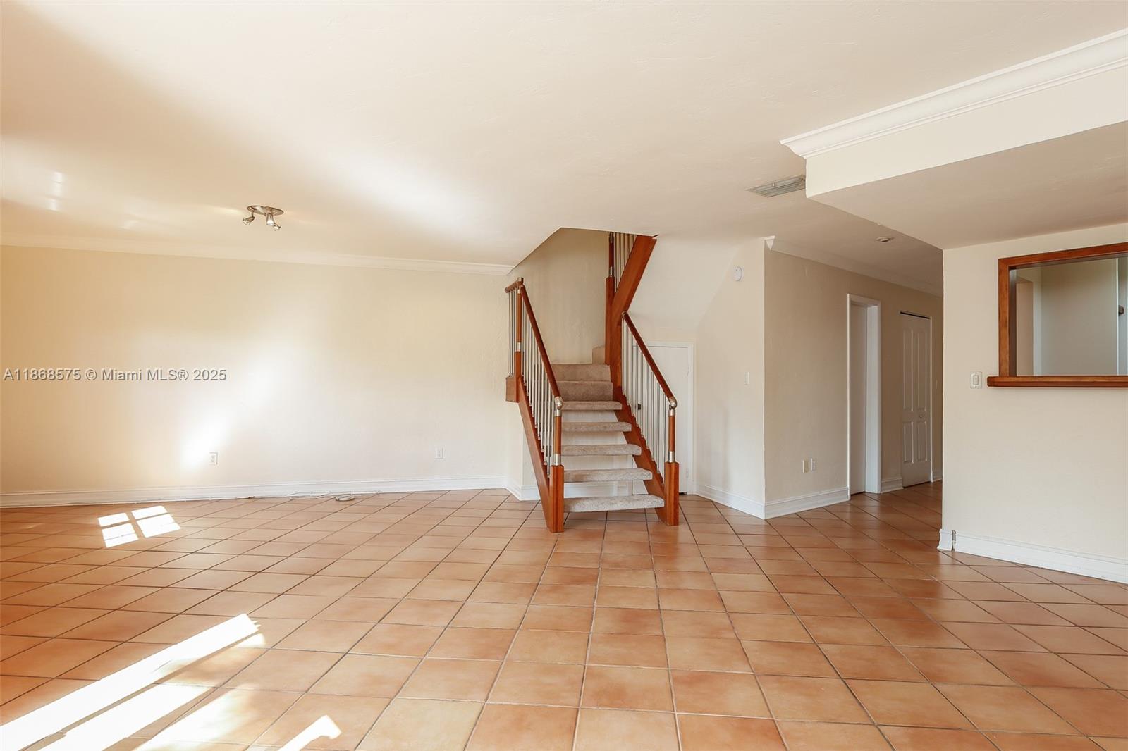 8650 Southwest 67th Avenue, Unit 1021 Pinecrest, FL 33156 - Photo 15 of 26 Living/Dining Room