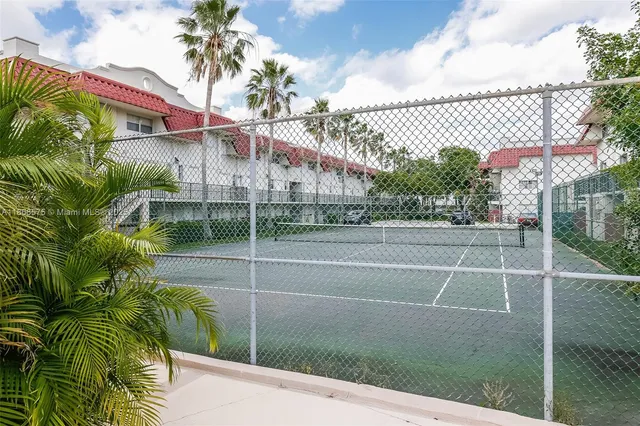 $3,000 | 8650 Southwest 67th Avenue, Unit 1021, Pinecrest, FL 33156