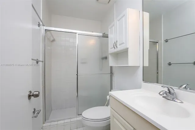 $3,000 | 8650 Southwest 67th Avenue, Unit 1021, Pinecrest, FL 33156