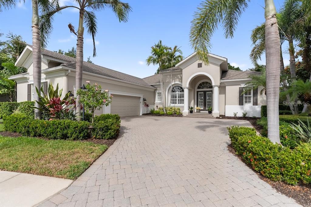 7312 Greystone Street Lakewood Ranch, FL 34202 - Photo 3 of 42