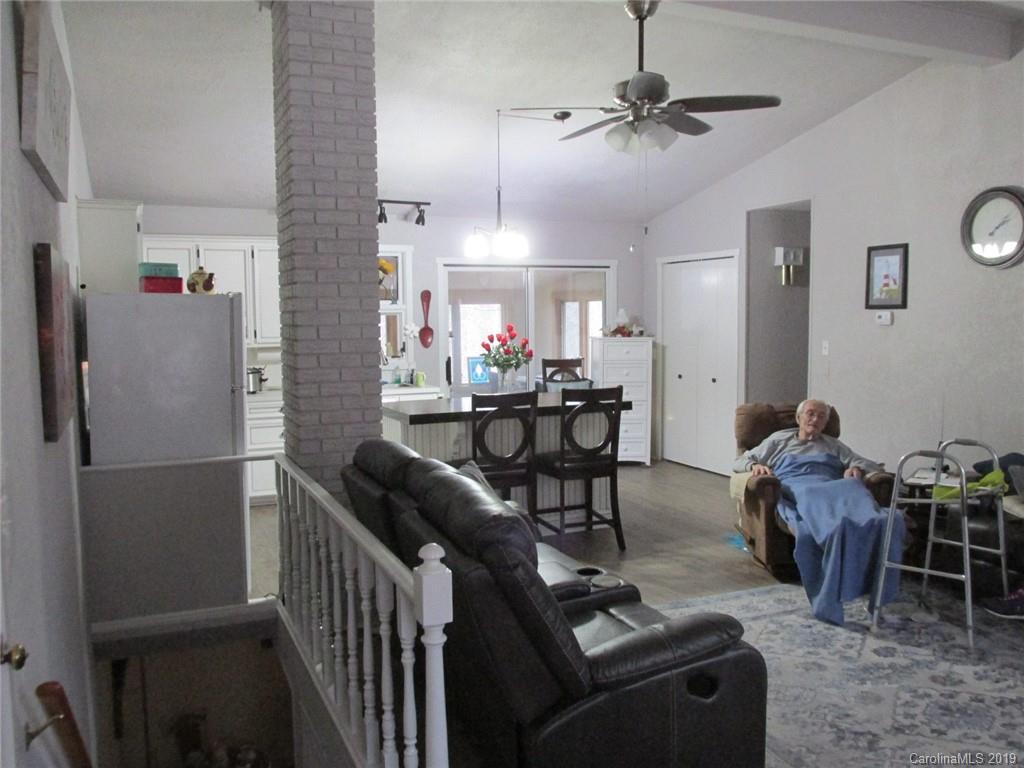 6802 Davis Road, Unit 1 Waxhaw, NC 28173 - Photo 6 of 31 Gallery Image 6