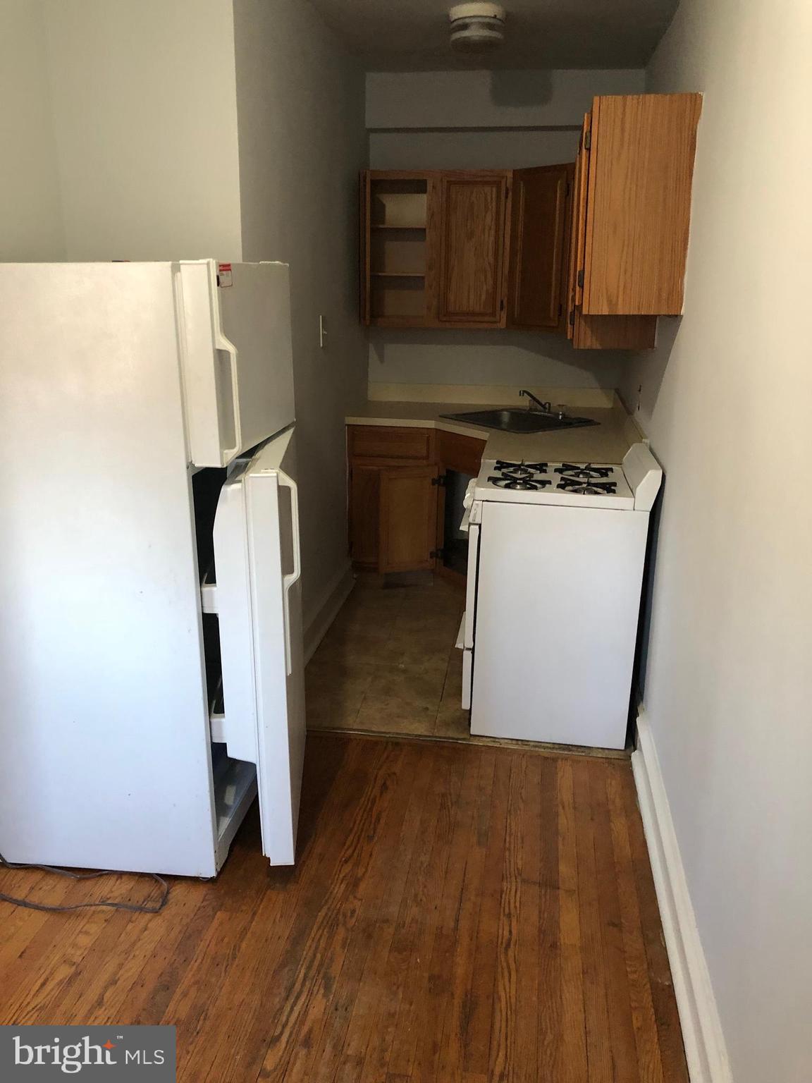 320 Rochelle Avenue, Unit 36 Philadelphia, PA 19128 - Photo 6 of 7 kitchen