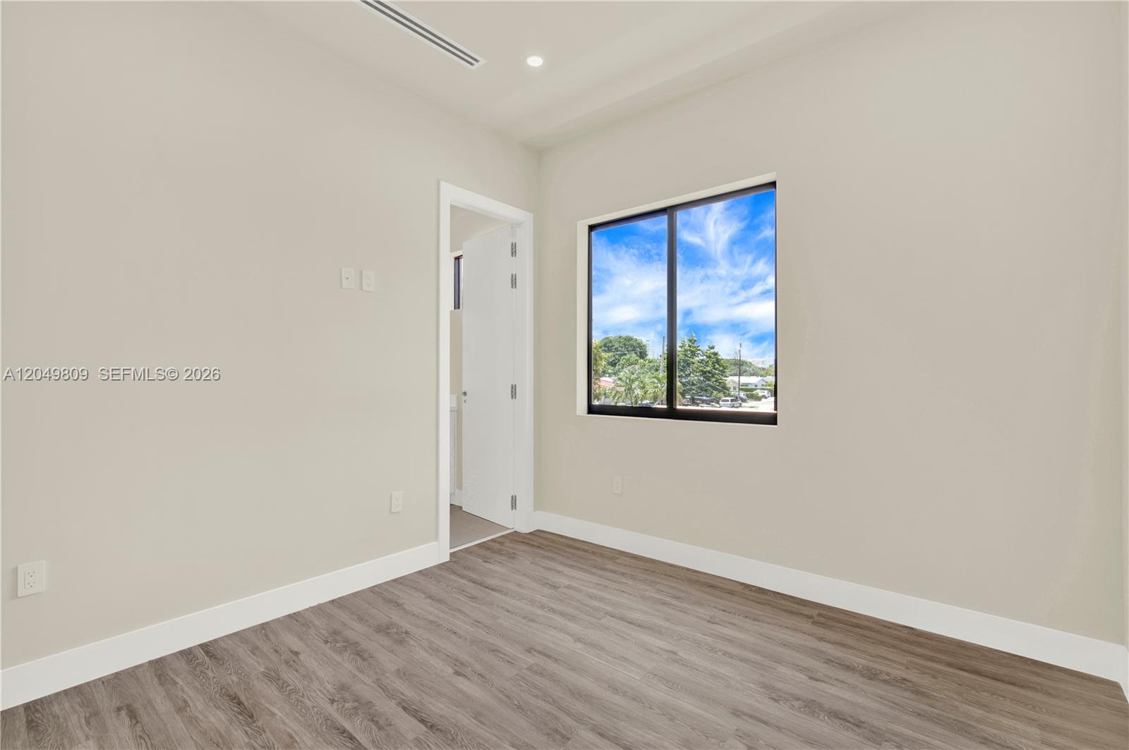 2889 Southwest 35th Avenue, Unit 2887 Miami, FL 33133 - Photo 26 of 62