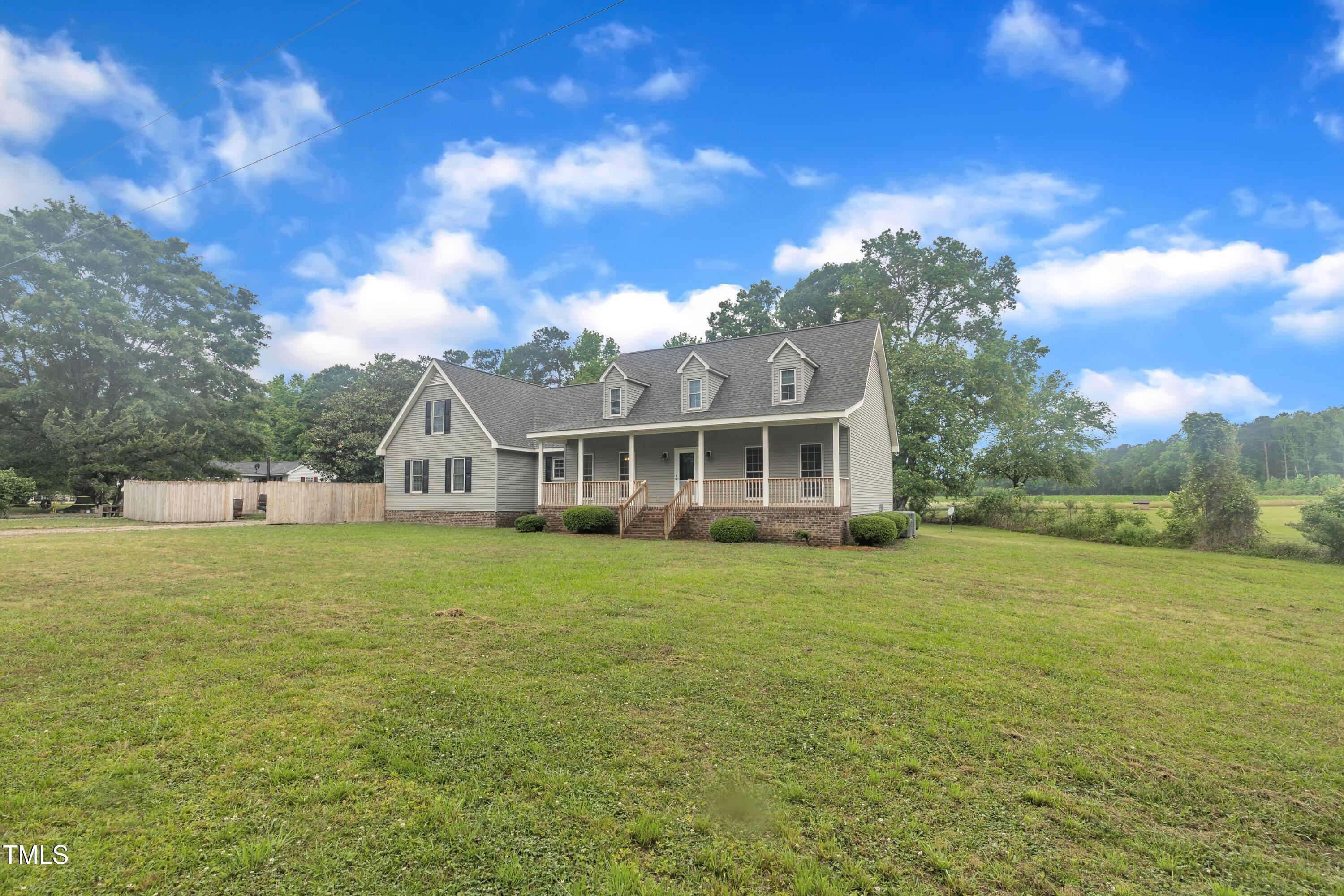 03-397 Meadow Rd-40