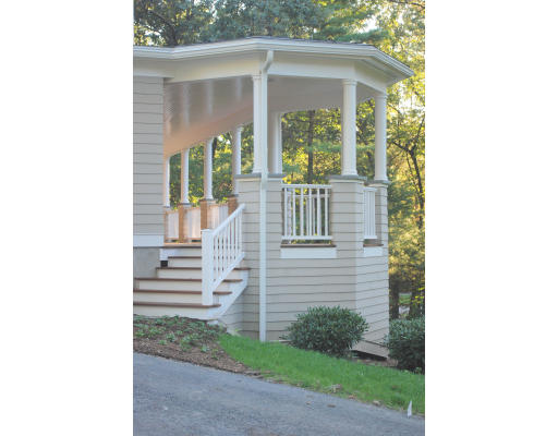 17 Silver Hill Road Weston, MA 02493 - Photo 4 of 18 Gallery Image 4