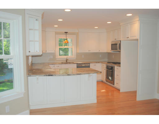 17 Silver Hill Road Weston, MA 02493 - Photo 6 of 18 Gallery Image 6