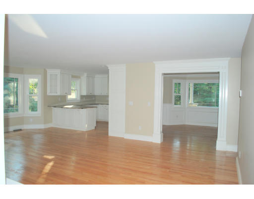 17 Silver Hill Road Weston, MA 02493 - Photo 8 of 18 Gallery Image 8