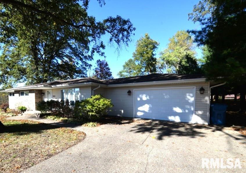 1021 Fairfield Road Mount Vernon, IL 62864 - Photo 1 of 65