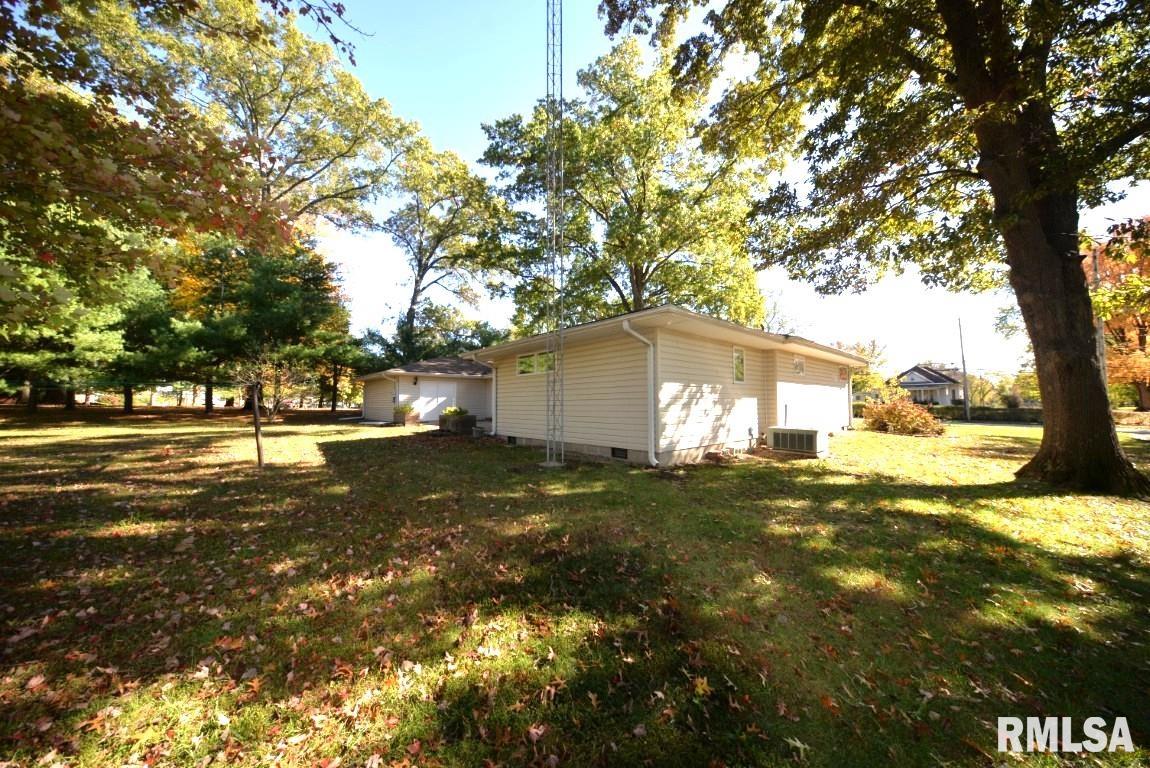 1021 Fairfield Road Mount Vernon, IL 62864 - Photo 12 of 65