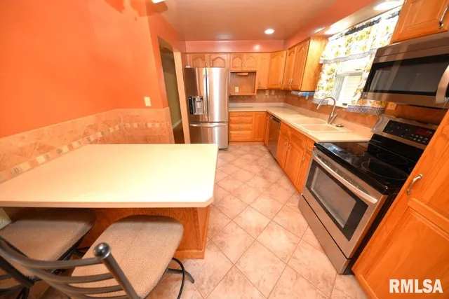 $225,000 | 1021 Fairfield Road, Mount Vernon, IL 62864