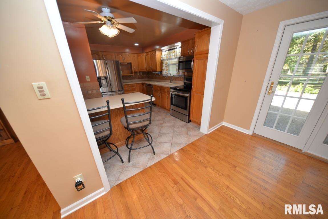 1021 Fairfield Road Mount Vernon, IL 62864 - Photo 28 of 65