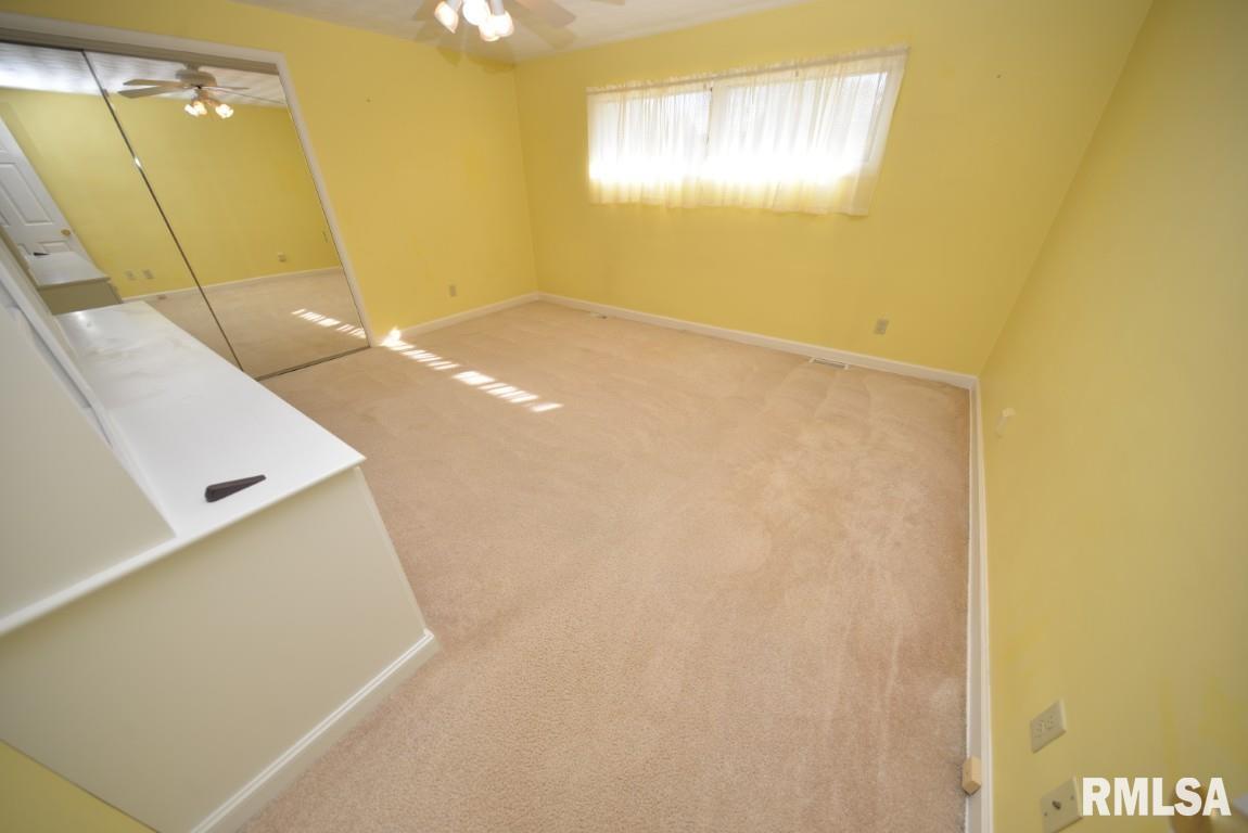 1021 Fairfield Road Mount Vernon, IL 62864 - Photo 34 of 65