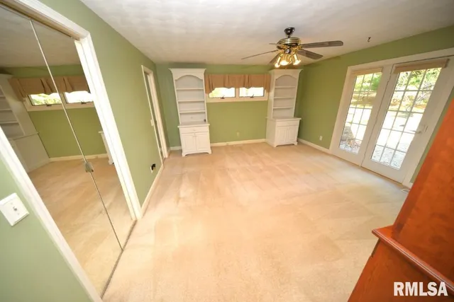 $225,000 | 1021 Fairfield Road, Mount Vernon, IL 62864