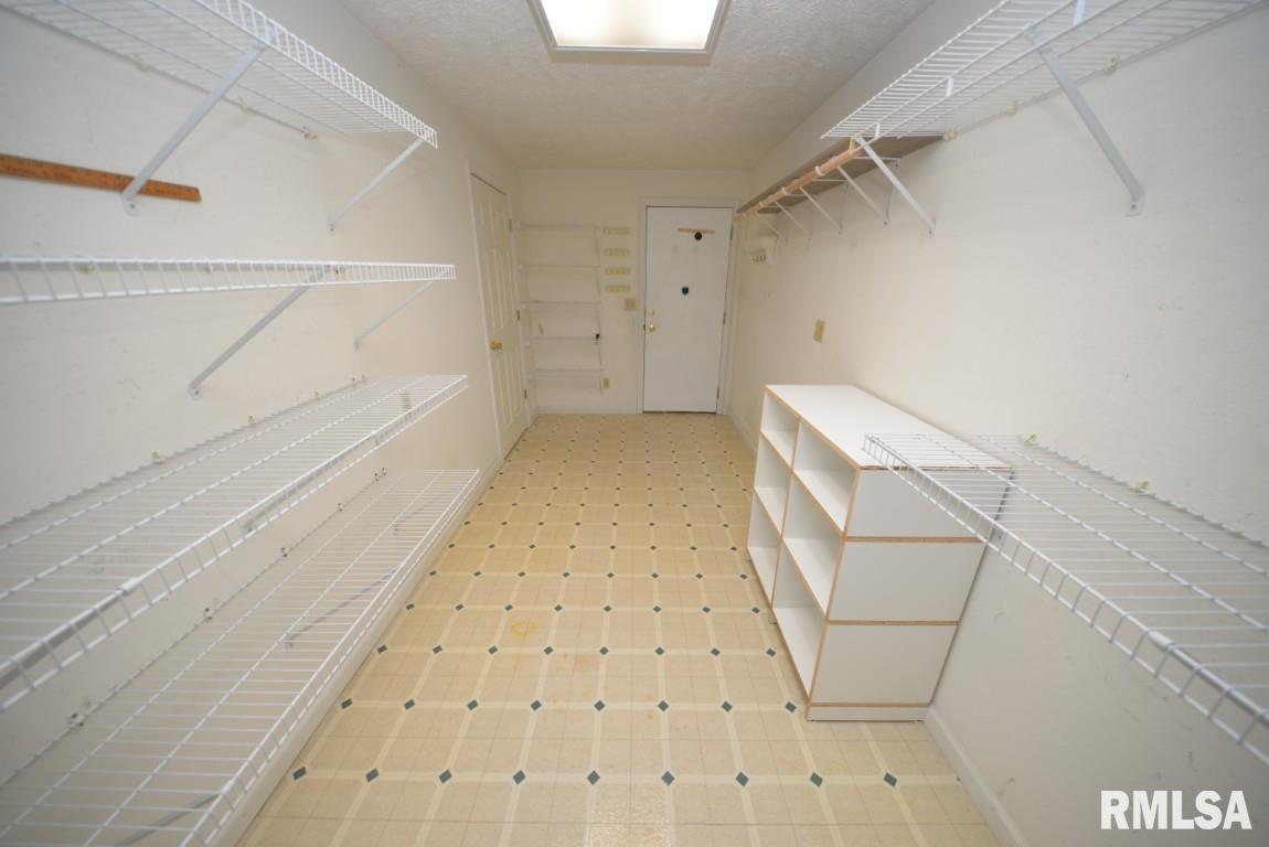 1021 Fairfield Road Mount Vernon, IL 62864 - Photo 49 of 65