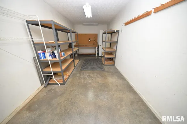 $225,000 | 1021 Fairfield Road, Mount Vernon, IL 62864