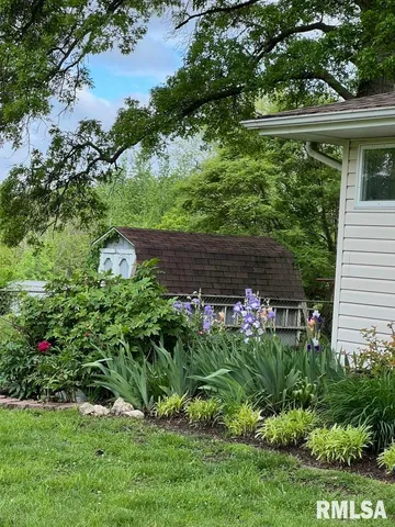 $225,000 | 1021 Fairfield Road, Mount Vernon, IL 62864