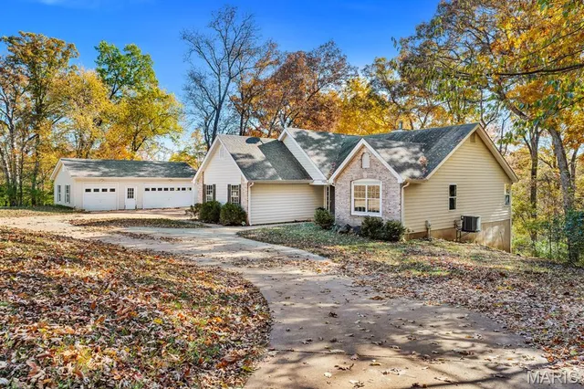 $650,000 | 17824 Valley View Lane, Wildwood, MO 63038