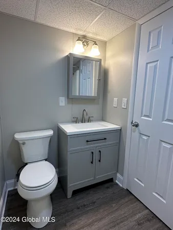 $1,000 | 205 South Allen Street, Unit 1C, Albany, NY 12208