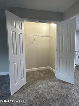 $1,000 | 205 South Allen Street, Unit 1C, Albany, NY 12208