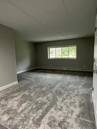 $1,000 | 205 South Allen Street, Unit 1C, Albany, NY 12208