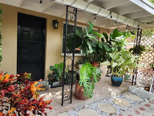 $2,025 | 1313 Northeast 16th Terrace, Unit 1, Fort Lauderdale, FL 33304