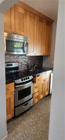 $2,025 | 1313 Northeast 16th Terrace, Unit 1, Fort Lauderdale, FL 33304