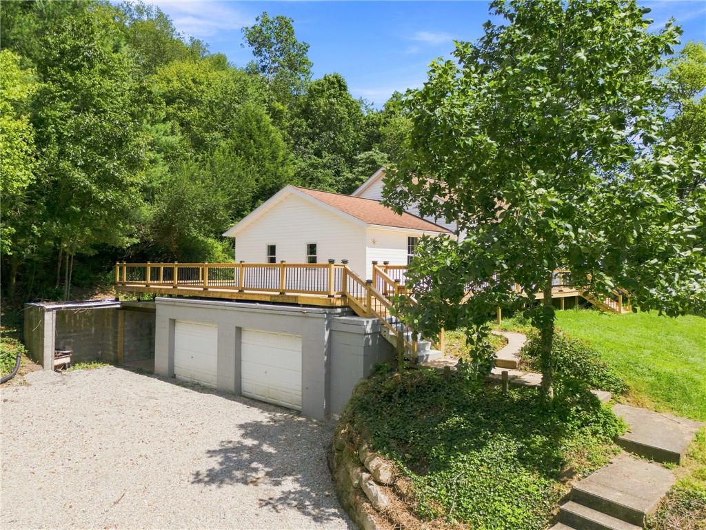 358 Kaylor Frogtown Road Chicora, PA 16025 - Photo 25 of 37