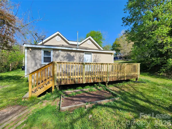 $1,450 | 121 Willow Lane Northwest, Concord, NC 28025