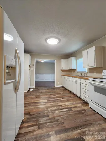 $1,450 | 121 Willow Lane Northwest, Concord, NC 28025