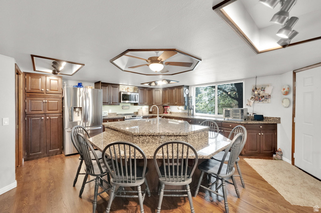 698 East 200 South Bountiful, UT 84010 - Photo 8 of 38