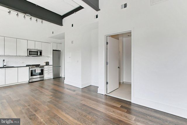 $430,000 | 515 North Washington Street, Unit 303, Alexandria, VA 22314