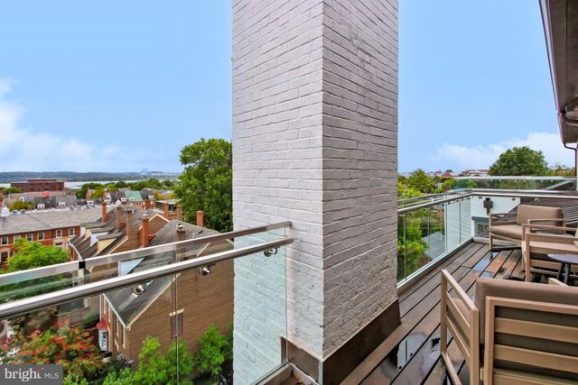 $430,000 | 515 North Washington Street, Unit 303, Alexandria, VA 22314