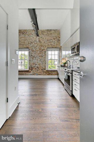 $430,000 | 515 North Washington Street, Unit 303, Alexandria, VA 22314