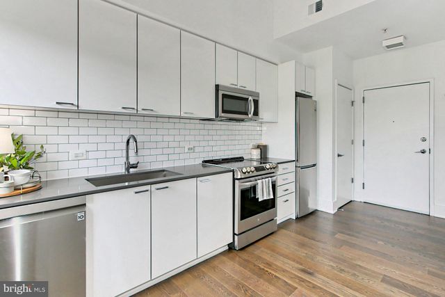 $430,000 | 515 North Washington Street, Unit 303, Alexandria, VA 22314