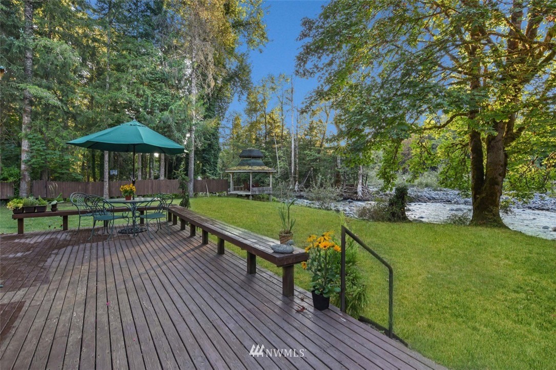 7535 Moon Valley Road Southeast North Bend, WA 98045 - Photo 16 of 25 Gallery Image 16