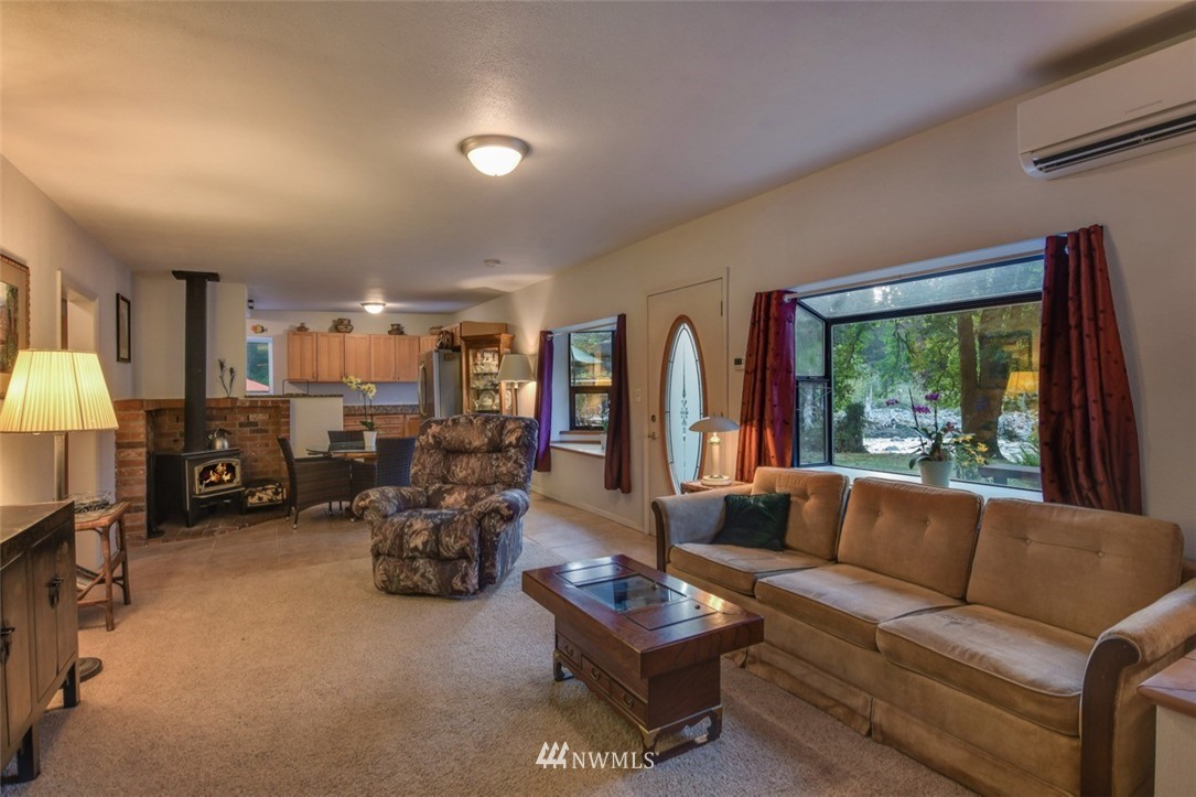 7535 Moon Valley Road Southeast North Bend, WA 98045 - Photo 5 of 25 Gallery Image 5