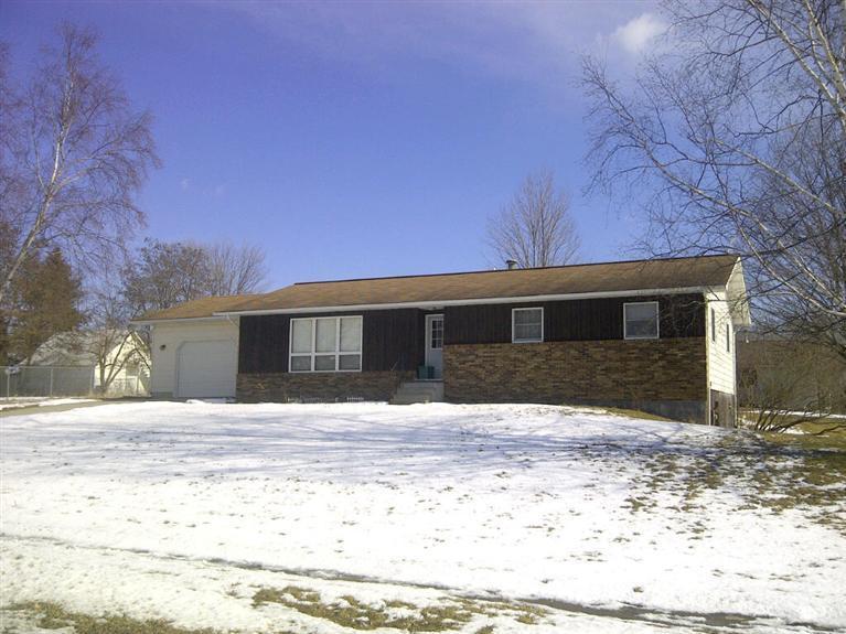 211 4th Street Blanchard, MI 49310 - Photo 3 of 4 Additional Photo